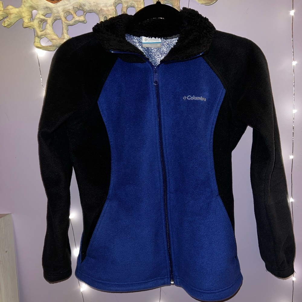 Columbia fleece sweater, like new!!